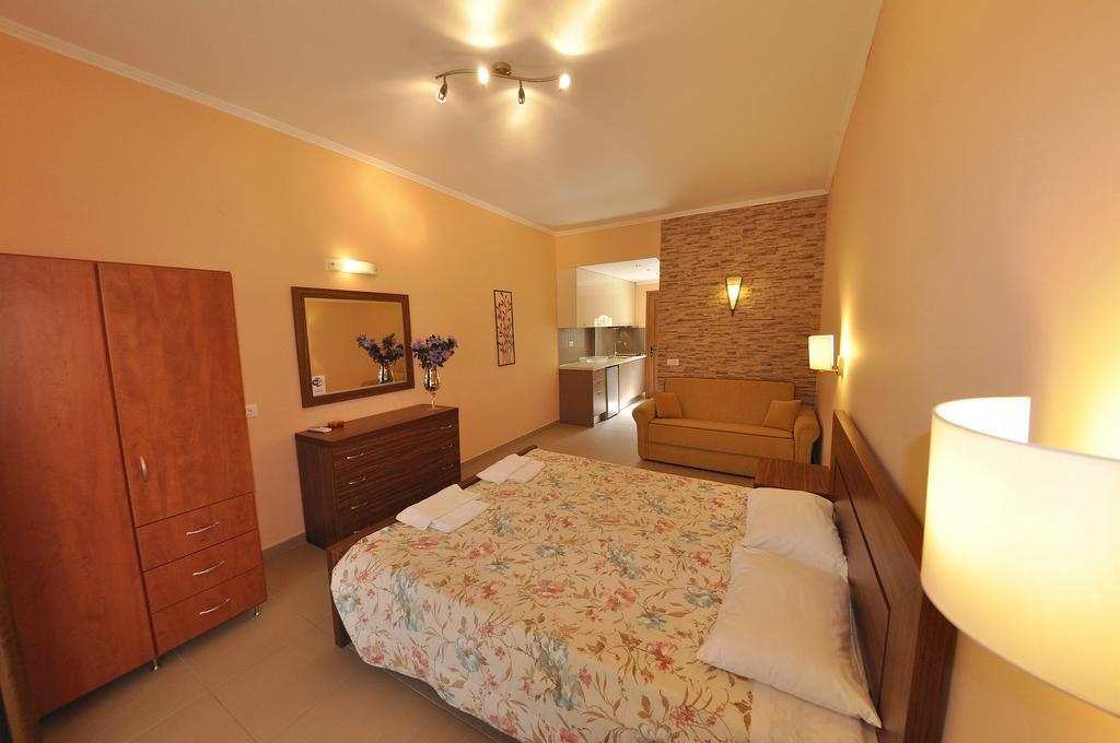 Villa Birlis Λιαπάδες Δωμάτιο φωτογραφία